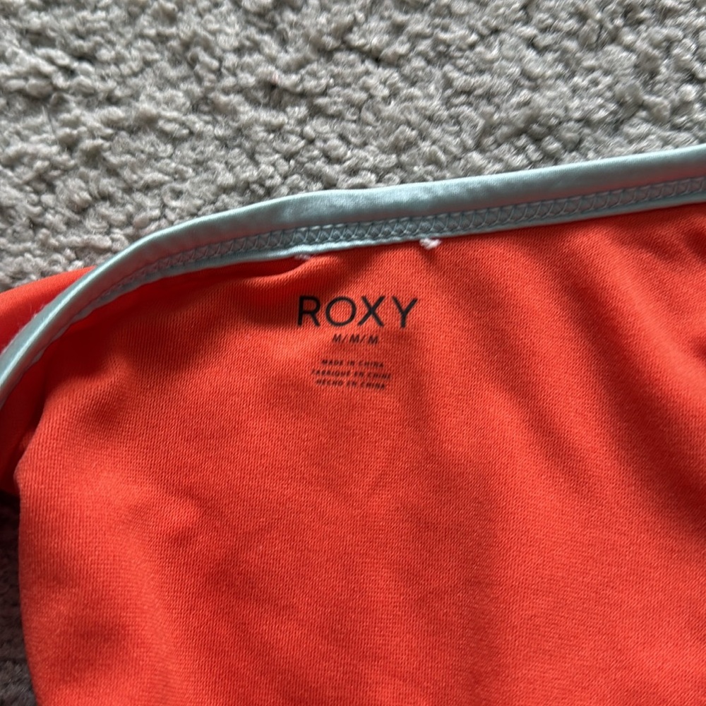 Women’s bikini size M Roxy - Picture 3 of 4